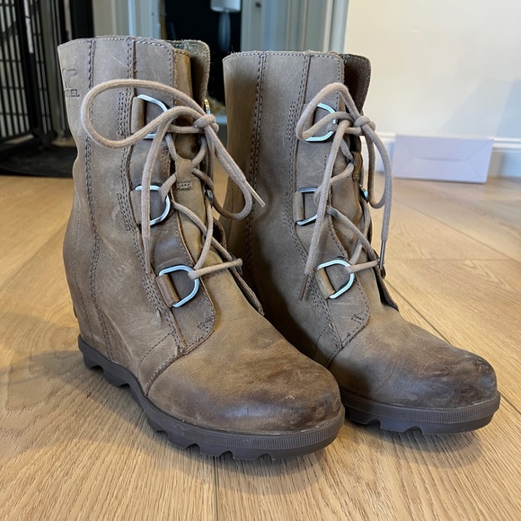 Sorel Joan Of Arc Wedge II Waterproof leather uppers Boots Ash Brown - Picture 2 of 7